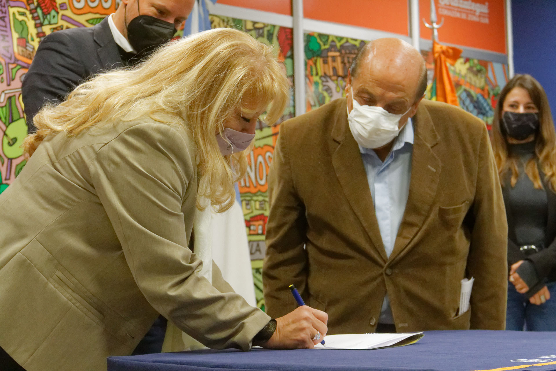 20220502_Firma_Convenio_Capacitacion_Empresas_Guillermo_Merediz_FS_43