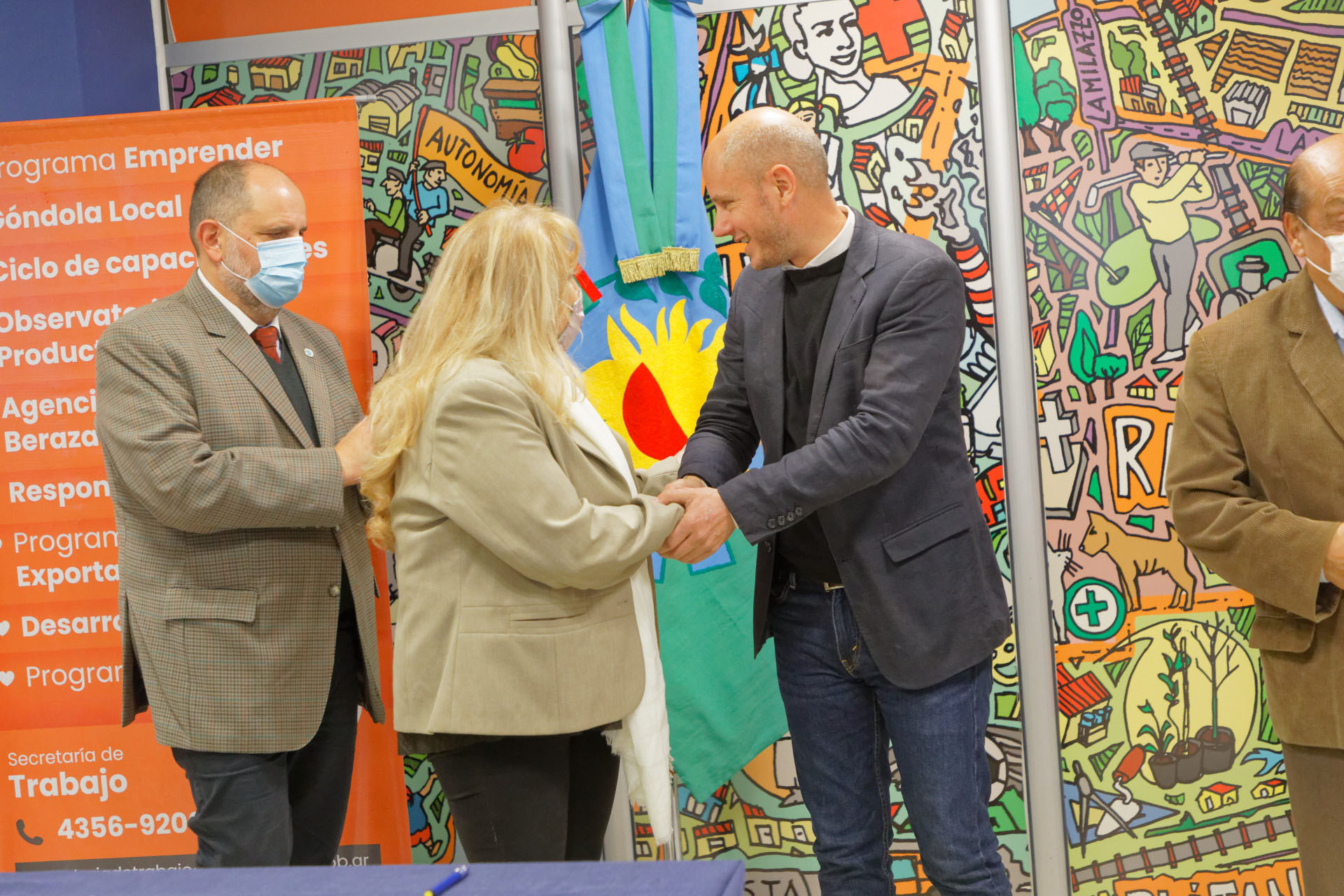 20220502_Firma_Convenio_Capacitacion_Empresas_Guillermo_Merediz_NM_183